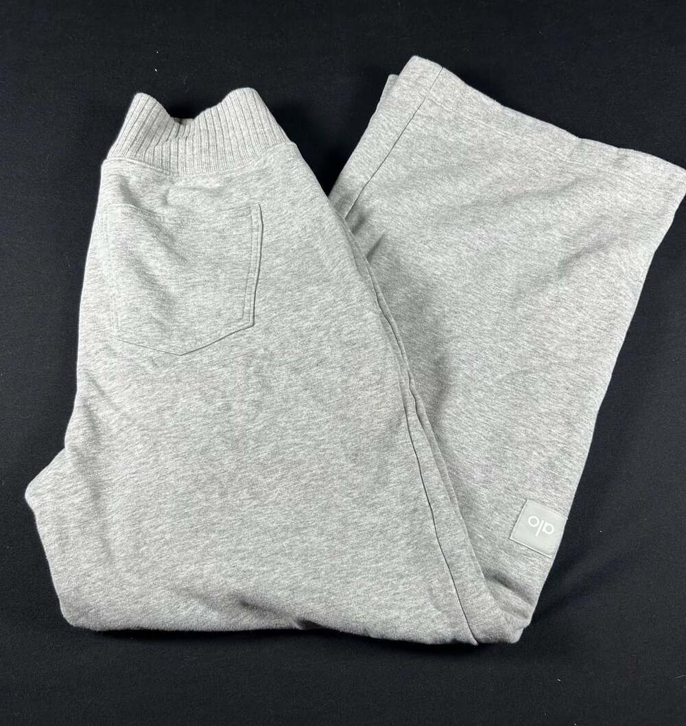 Alo Yoga Serenity Wide Leg Sweatpant Athletic Heather Grey Size Medium